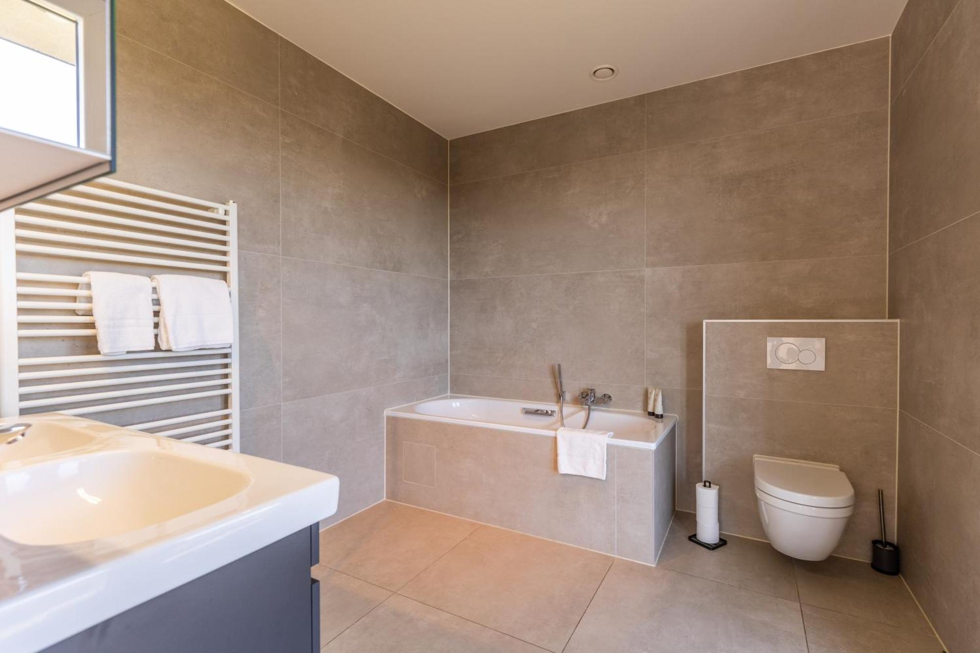 The Bay Luxurious Full Sea View Cadzand