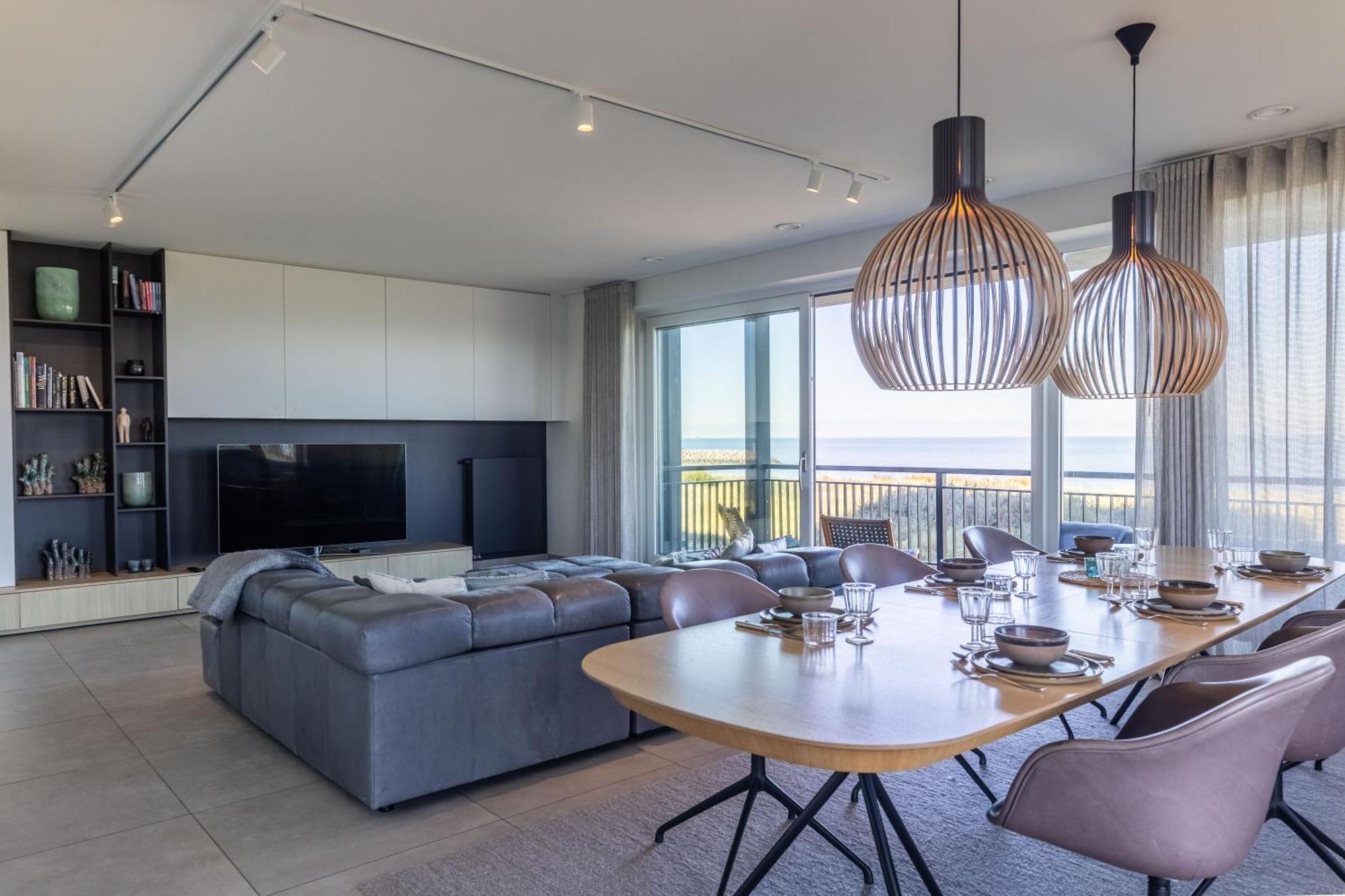 The Bay Luxurious Full Sea View Appartement Cadzand