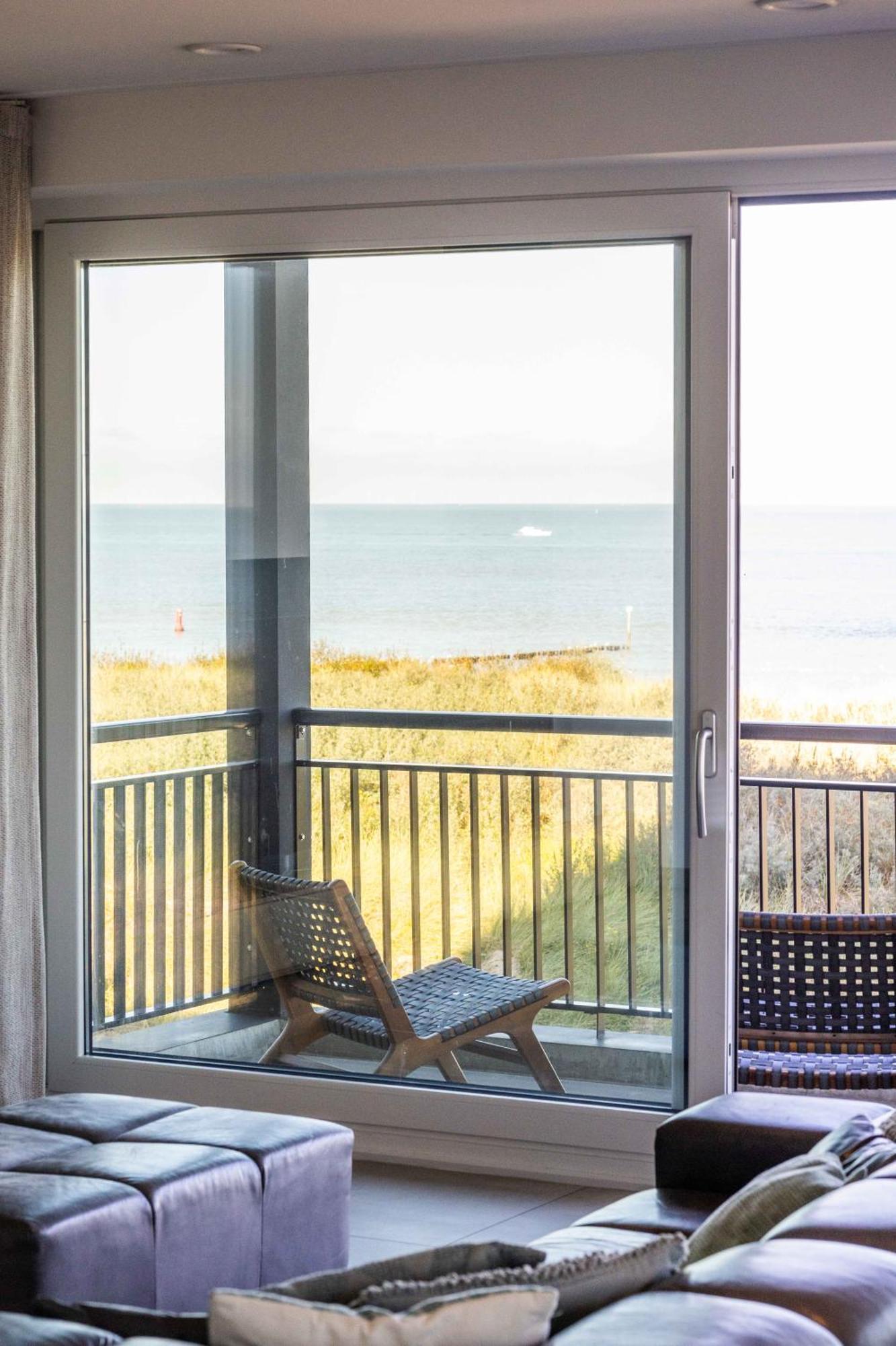 The Bay Luxurious Full Sea View Cadzand